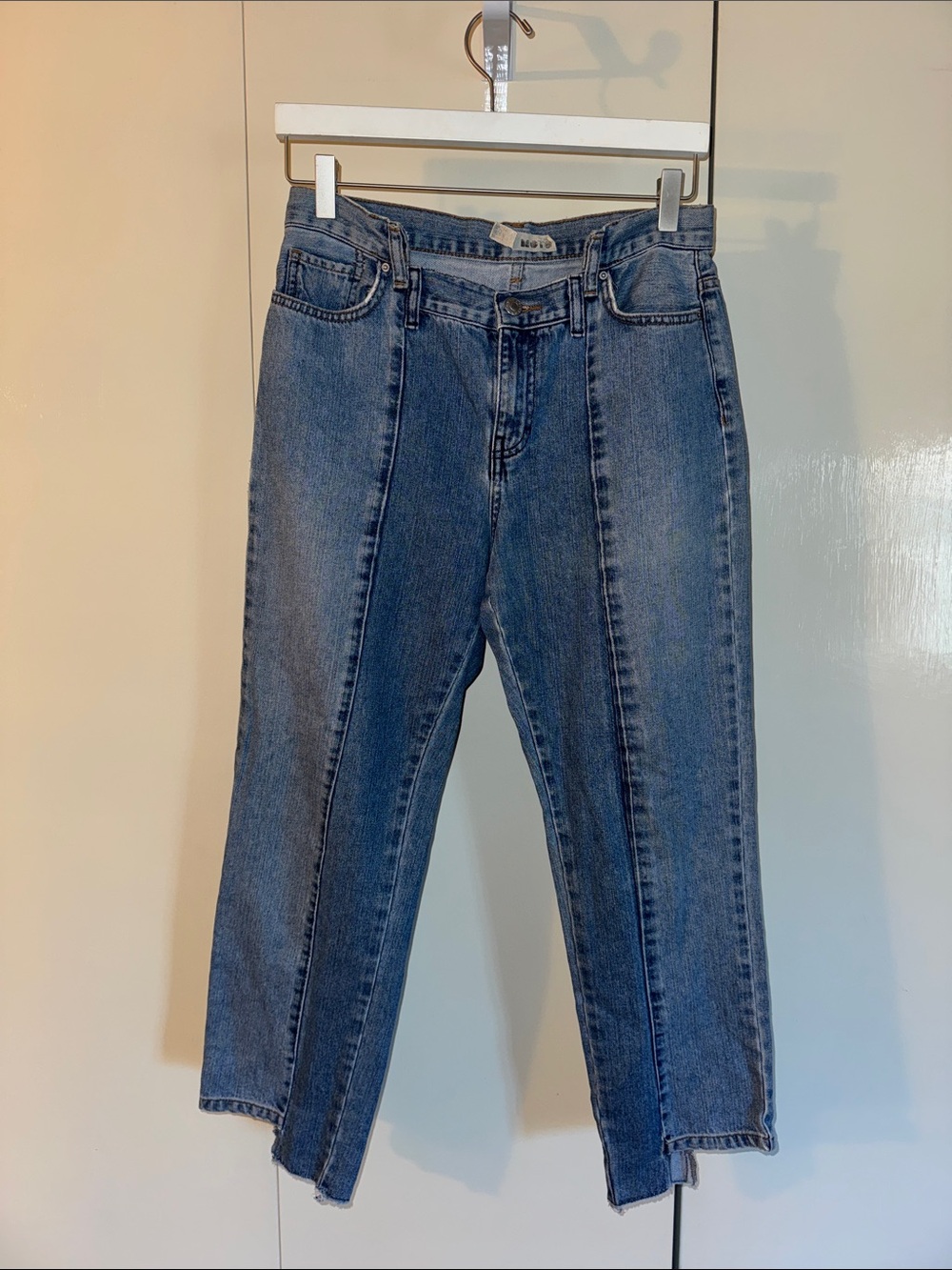 Deconstructed Detail Straight-Leg Jeans